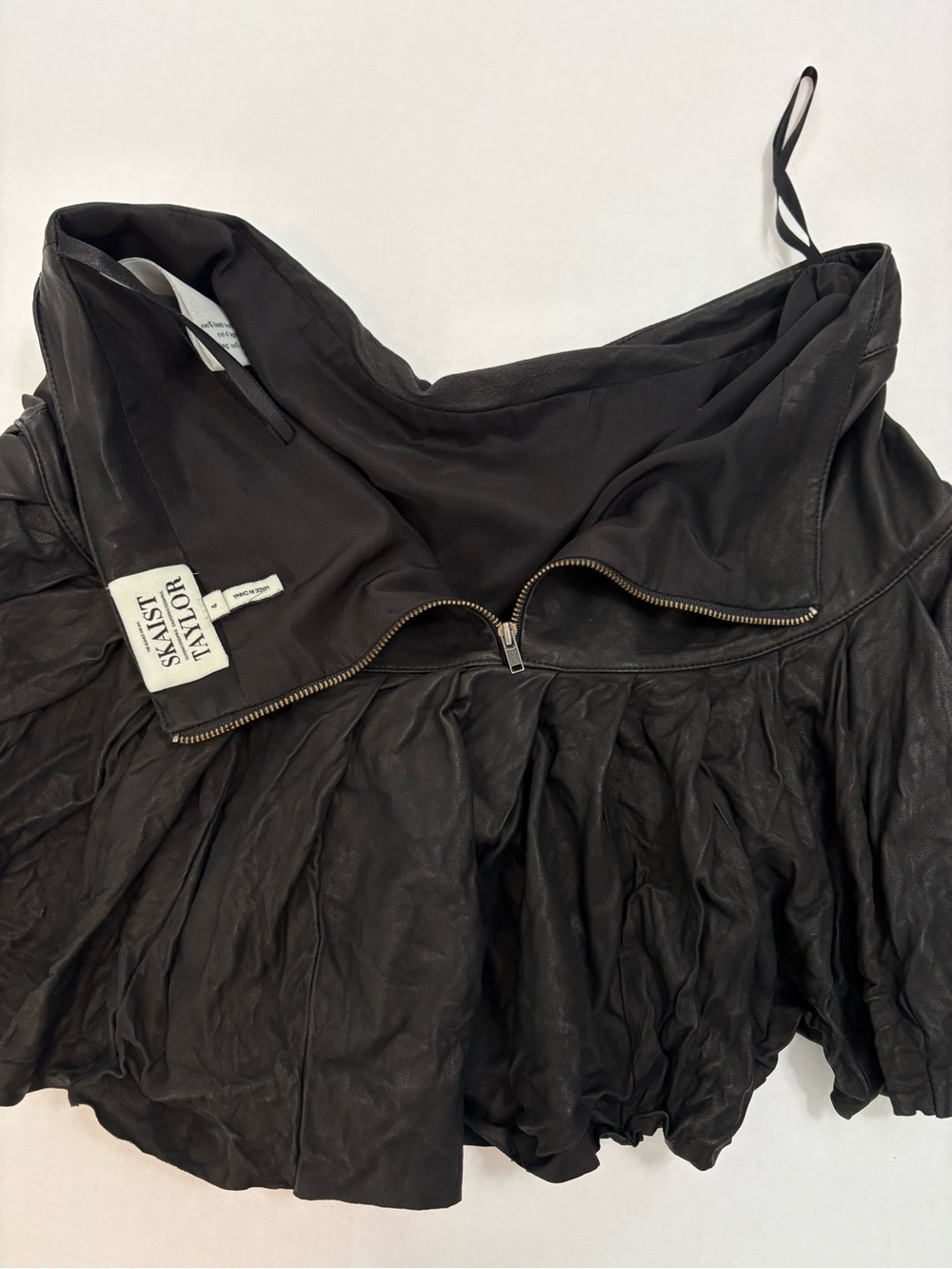 AllSaints Hitch Leather Mini Skirt • Black Mini Skirt - Picture 4 of 13